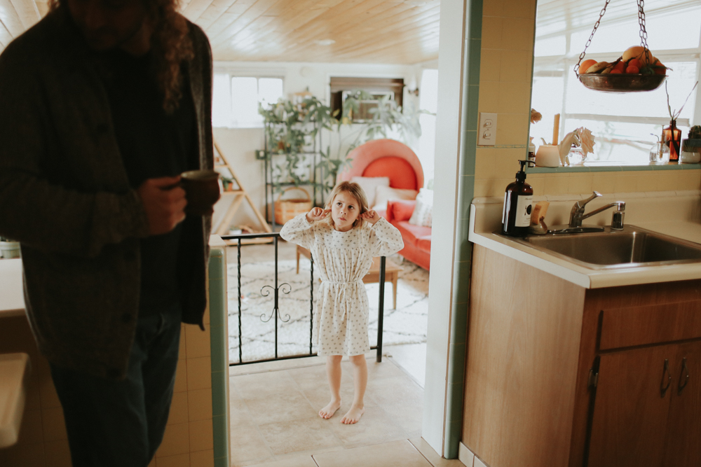 70s inspired in home family session- kathy davies photography